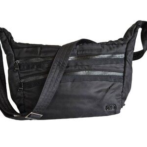 LUG Trooper Crossbody Black